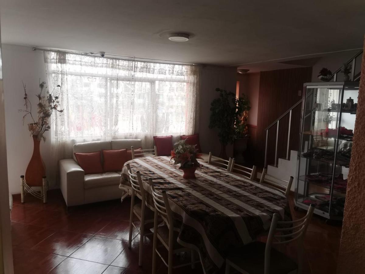 Hostal Turistico El Cajamarquez Ліма Екстер'єр фото