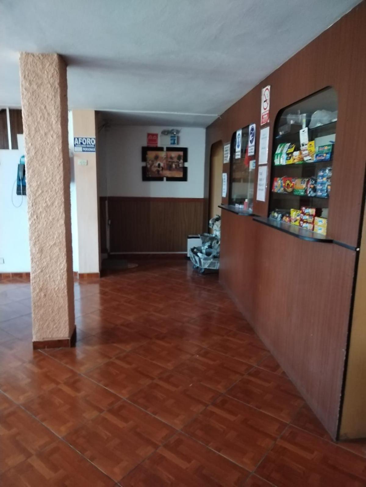 Hostal Turistico El Cajamarquez Ліма Екстер'єр фото